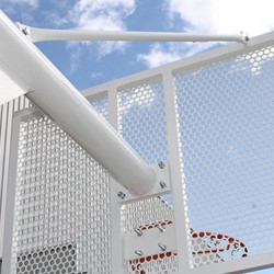 JUEGO DE 2 CANASTAS ANTIVANDALICAS MINIBASKET NEW TUBO 114 MM LACADA -INCLUYE AROS, REDES Y TABLEROS-